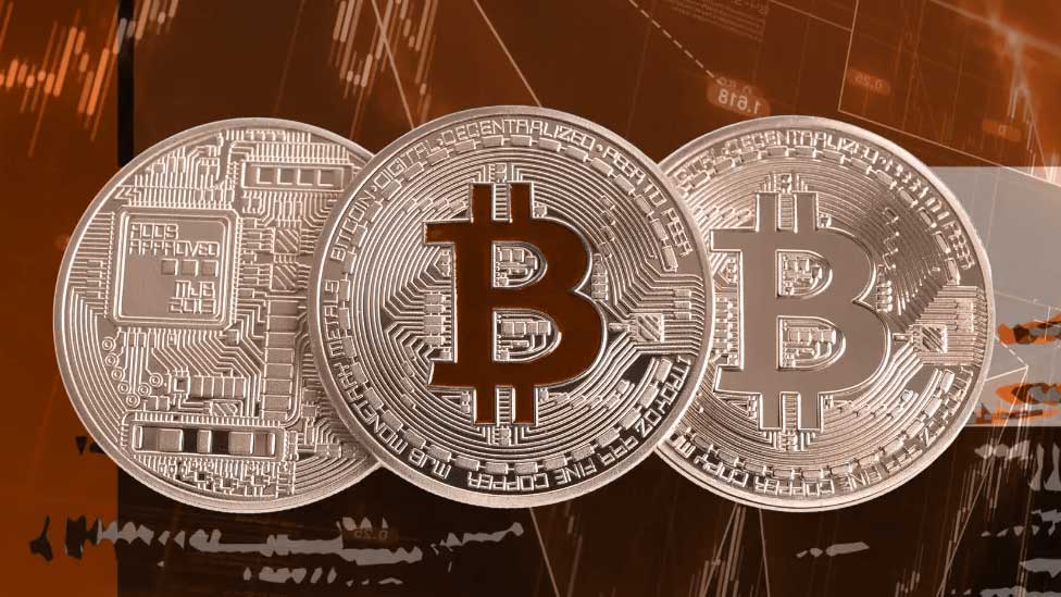 Crypto-Teams-Up-with